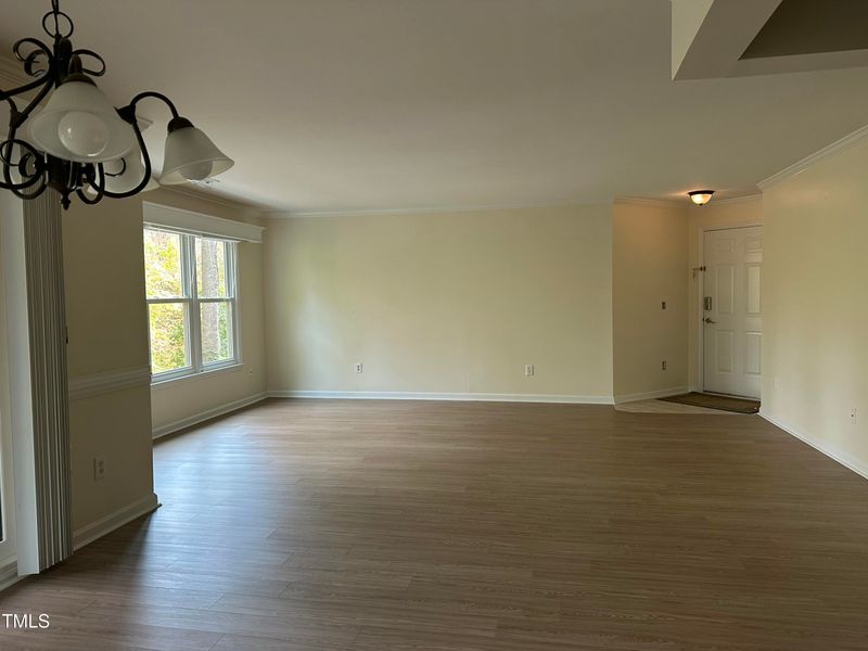 301 Glen Echo Ln #A, Cary, NC 27518