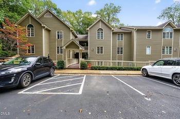 301 Glen Echo Ln #E, Cary, NC 27518