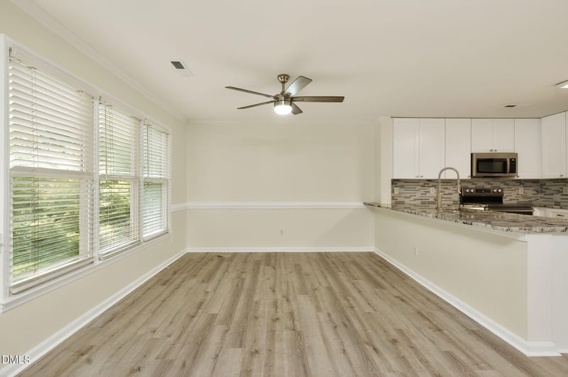 301 Glen Echo Ln #E, Cary, NC 27518