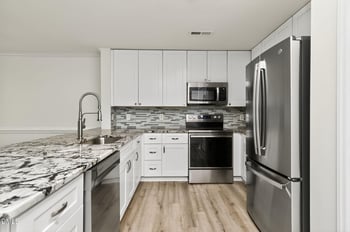 301 Glen Echo Ln #E, Cary, NC 27518