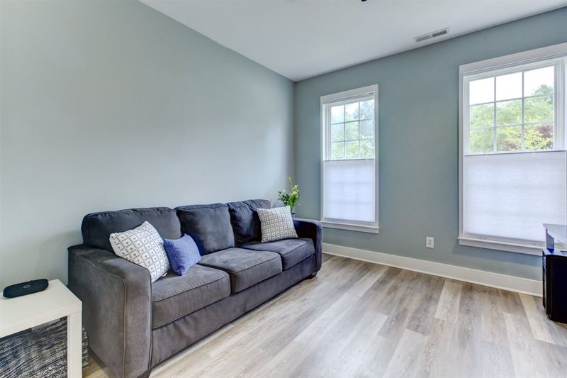 301 Grassy Point Rd, Apex, NC 27502