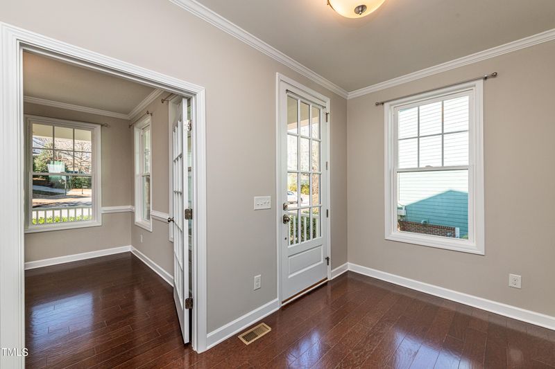 301 Hidden Stream Dr, Apex, NC 27539