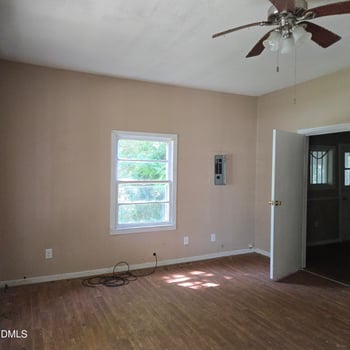 301 Hill St, Benson, NC 27504