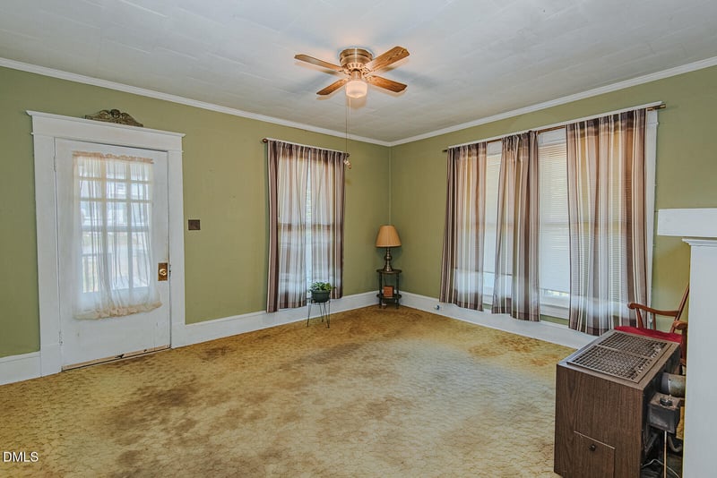 301 Lee St, Mebane, NC 27302