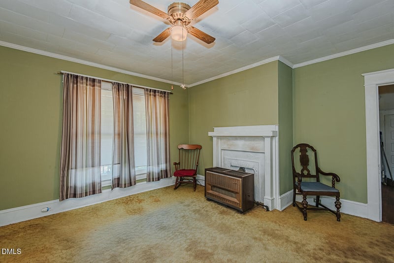 301 Lee St, Mebane, NC 27302
