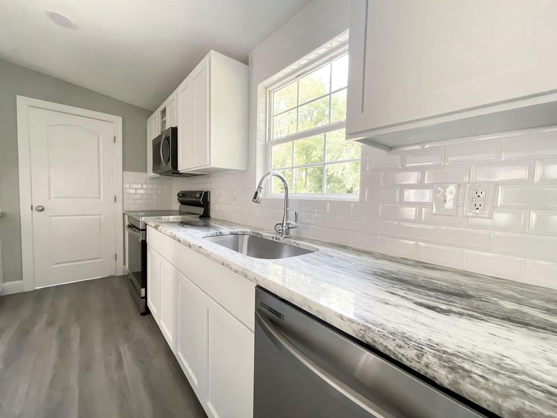 301 E Lofton St, Lillington, NC 27546