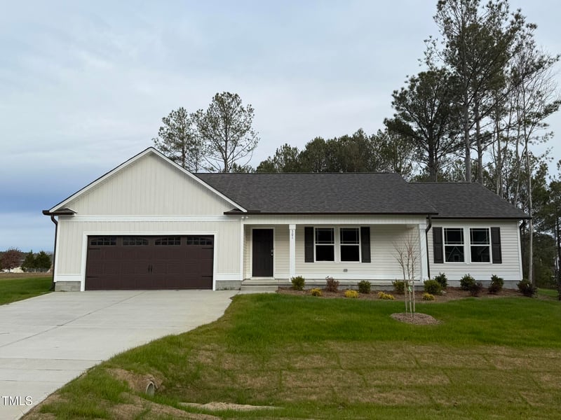 301 Lotus Ave, Smithfield, NC 27577