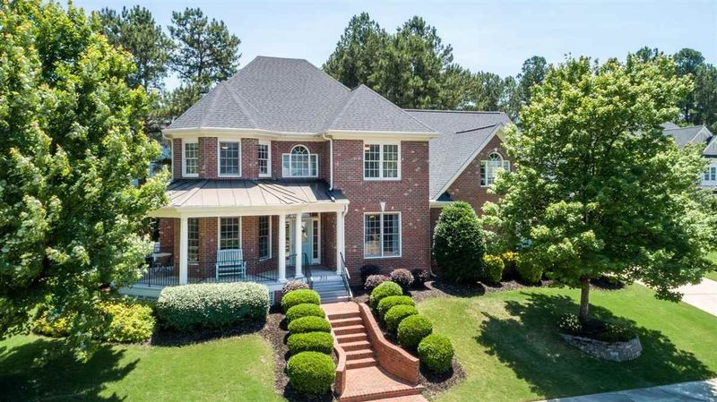 301 Lynden Valley Ct, Cary, NC 27519