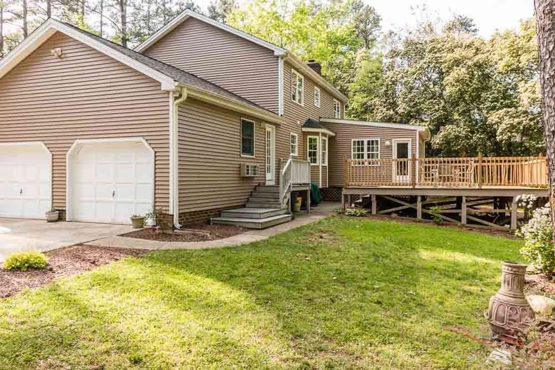 301 Moss Rn, Raleigh, NC 27614