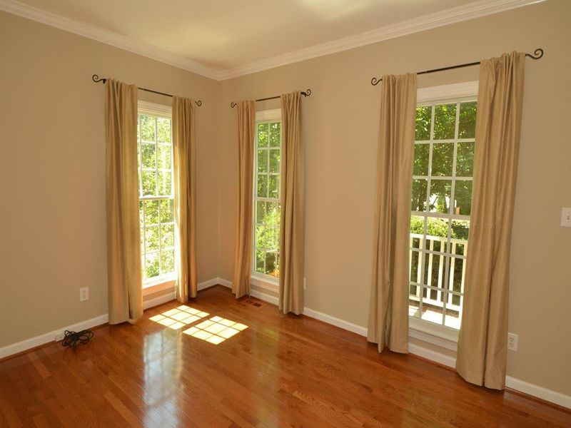 301 Nantucket Dr, Cary, NC 27513