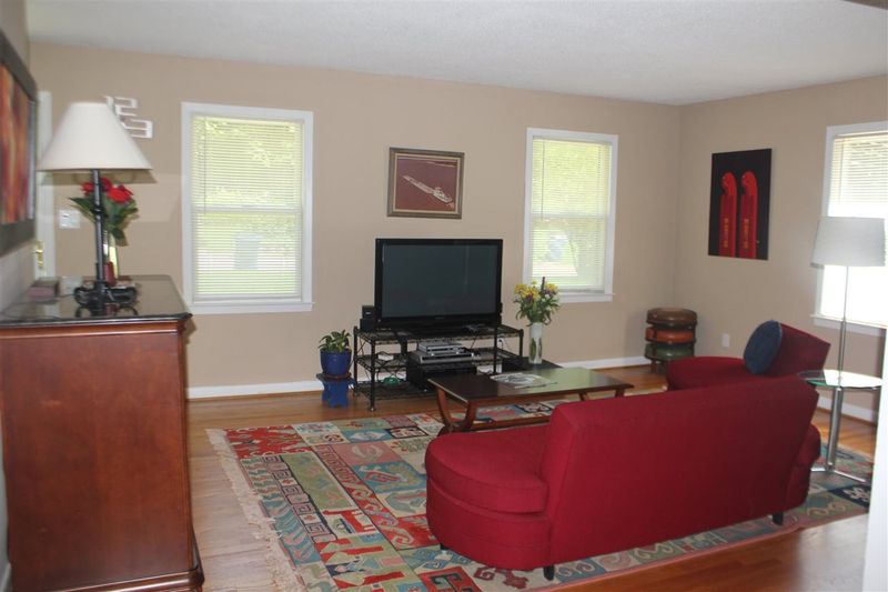 301 Northfield Dr, Raleigh, NC 27609