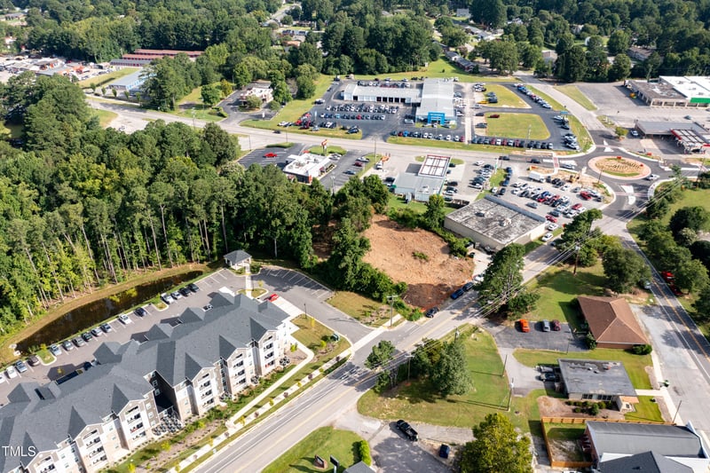 301 Pony Rd, Zebulon, NC 27597