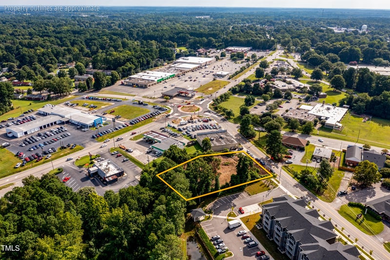301 Pony Rd, Zebulon, NC 27597