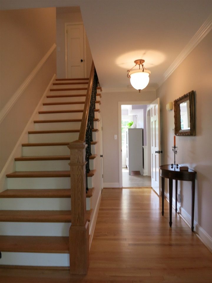 301 Sampson St, Raleigh, NC 27609