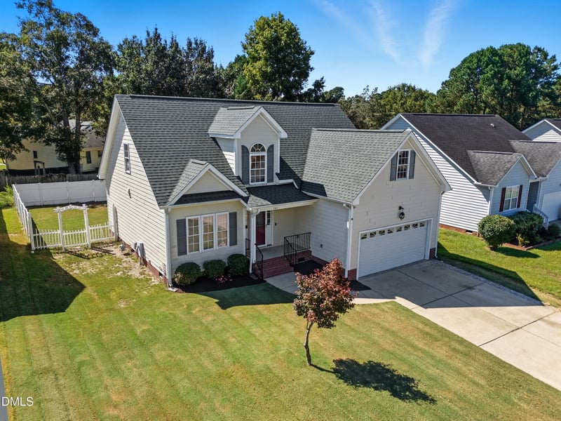 301 Santee Cir, Fuquay Varina, NC 27526