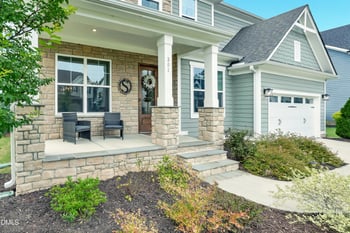 301 Silent Bend Dr, Holly Springs, NC 27540