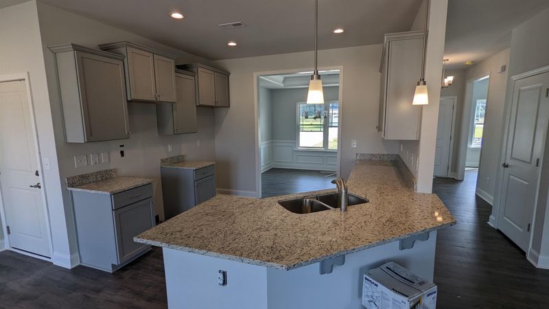 301 Spring Forest Dr, Goldsboro, NC 27534