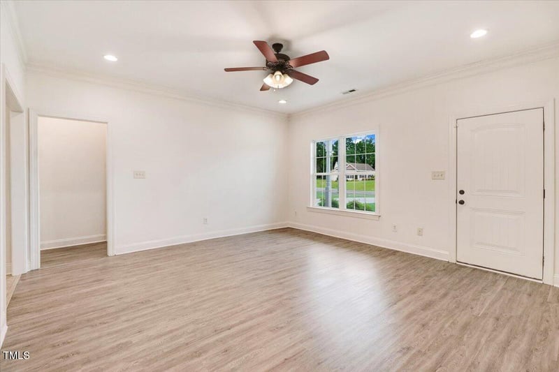 301 Stillwater Creek Dr, Goldsboro, NC 27534