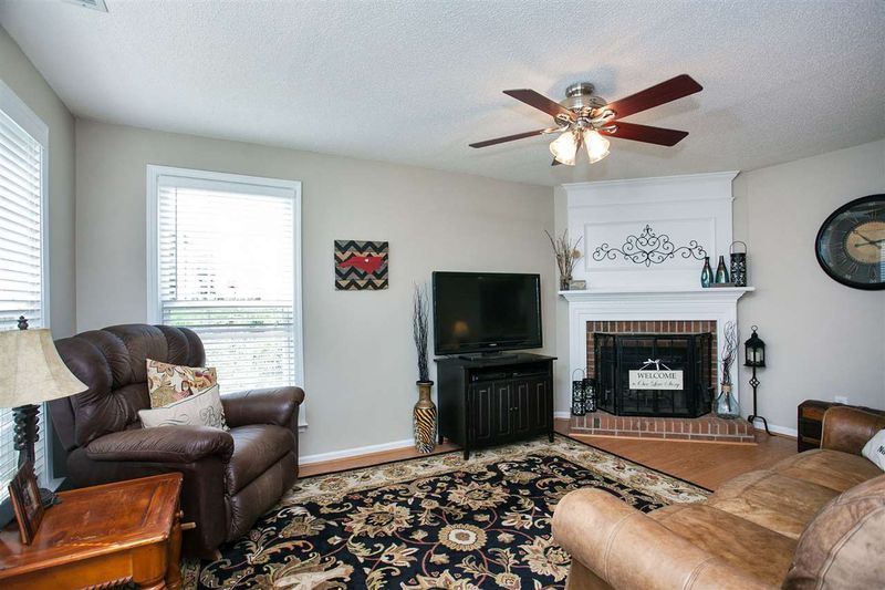301 Stonecreek Dr, Apex, NC 27539