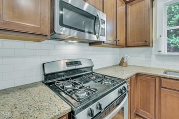 301 Streamwood Dr, Holly Springs, NC 27540