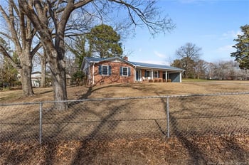 301 Summer Hill Rd, Fayetteville, NC 28303