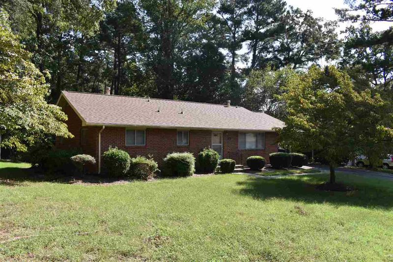 301 Wayne Cir, Durham, NC 27707