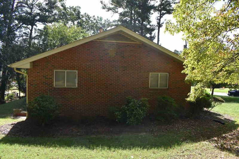 301 Wayne Cir, Durham, NC 27707