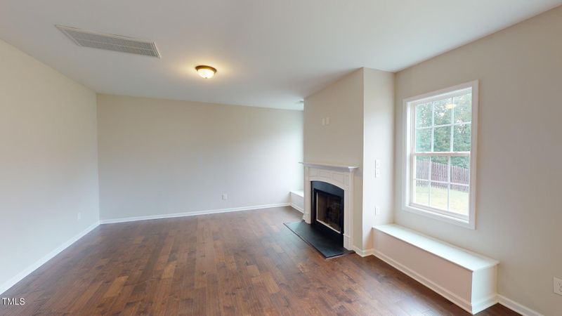 301 E Webber Ln, Clayton, NC 27527