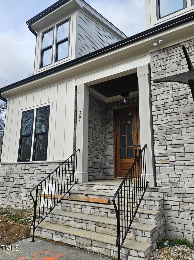 301 Webster St, Cary, NC 27511