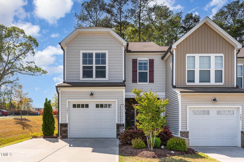 301 White Oak Ridge Dr, Garner, NC 27529
