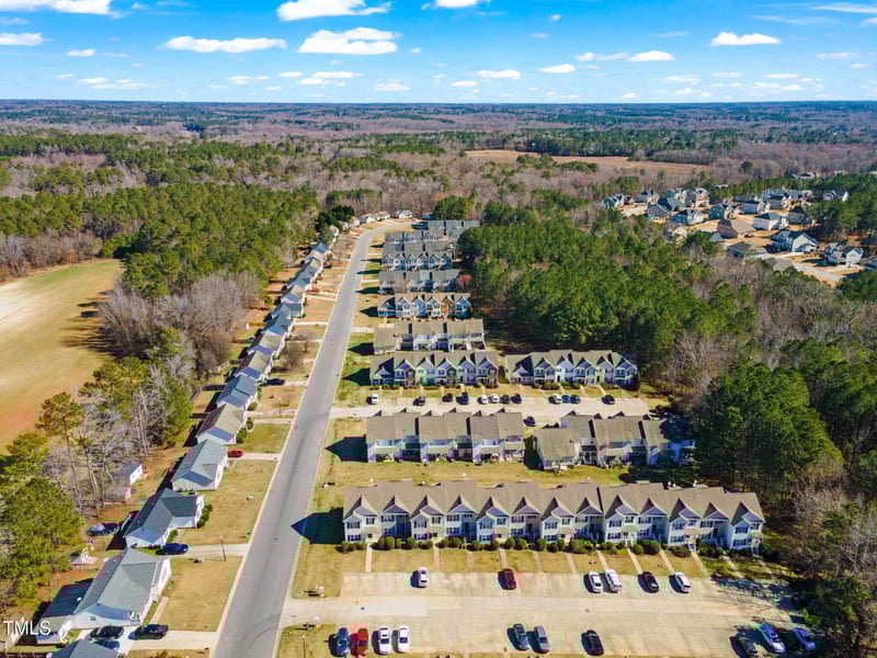 301 Whitehall Ct, Clayton, NC 27520