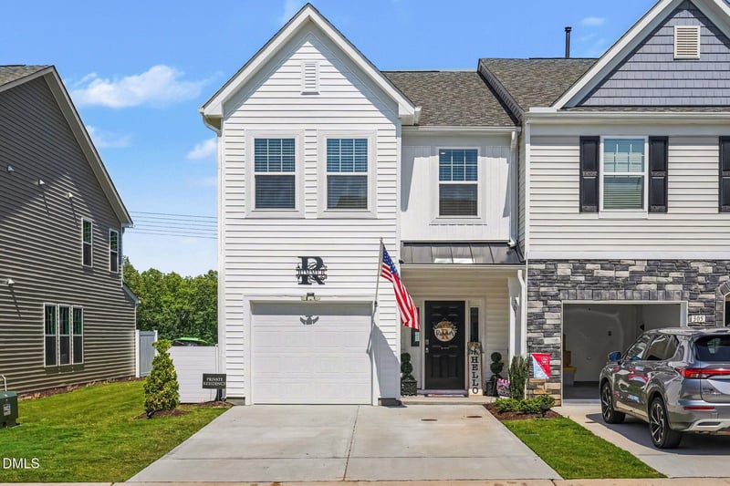 301 Whitley Ridge Dr, Clayton, NC 27527