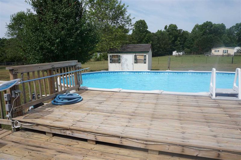301 Youngs Rd, Angier, NC 27501