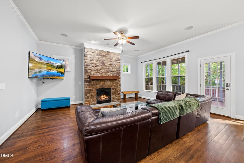 3010 Brighton Bluff Dr, Apex, NC 27539