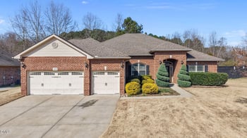 3010 Bunnfield Dr, Zebulon, NC 27597