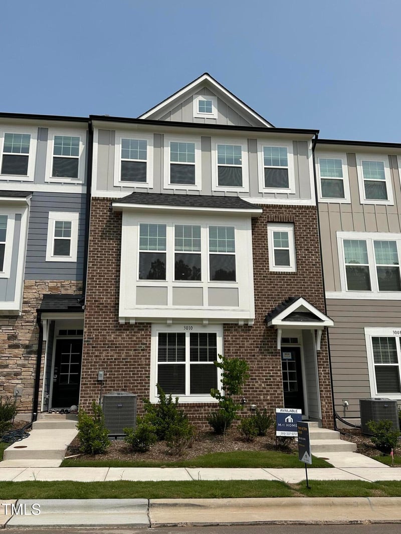 3010 Freewinds Way #43, Cary, NC 27519