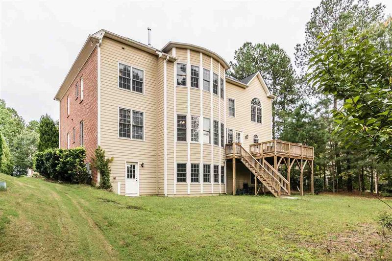 3010 Mill Gate Ln, Cary, NC 27519