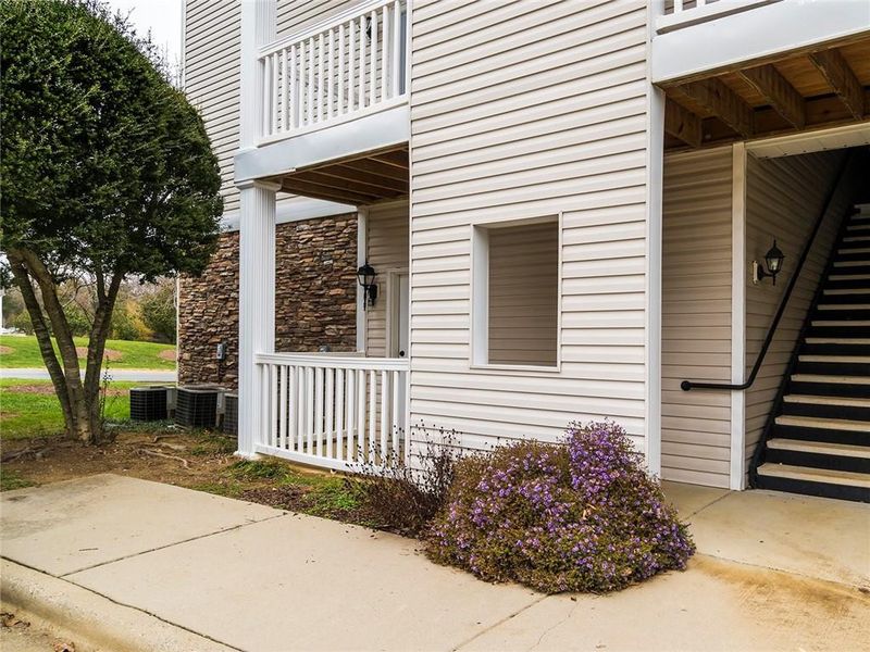 3010 Winston Dr #66, Burlington, NC 27215
