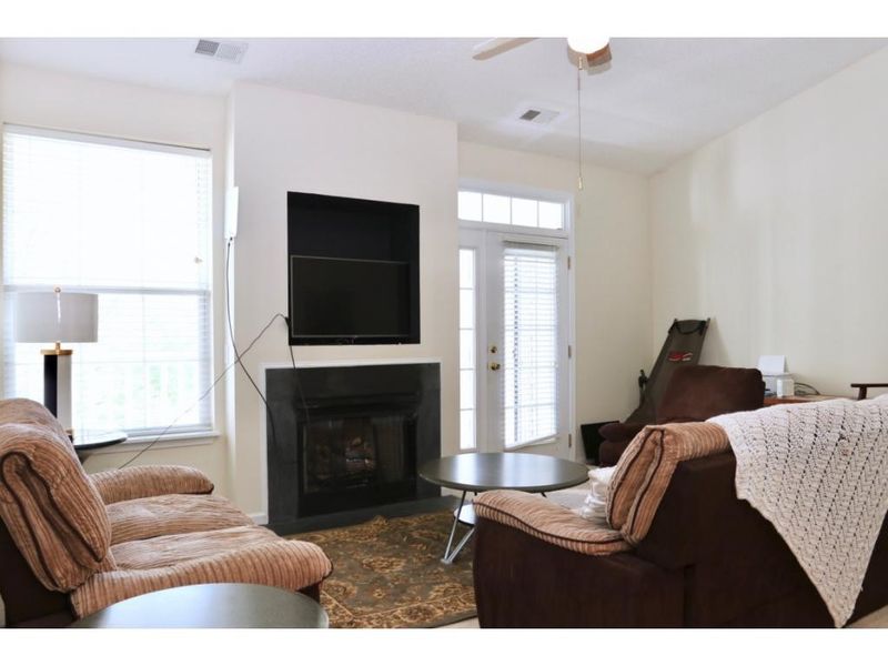 3010 Winston Dr #79, Burlington, NC 27215