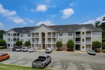 3010 Winston Dr #81, Burlington, NC 27215