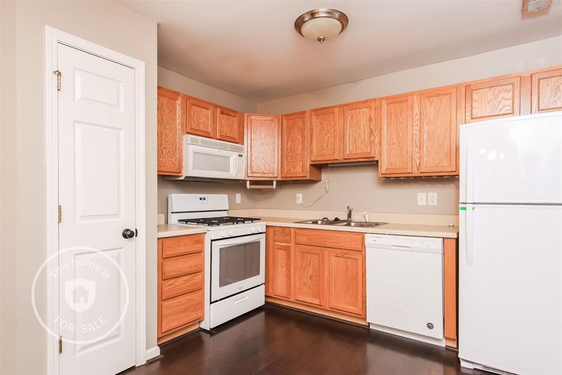 3011 Barrymore St, Raleigh, NC 27603