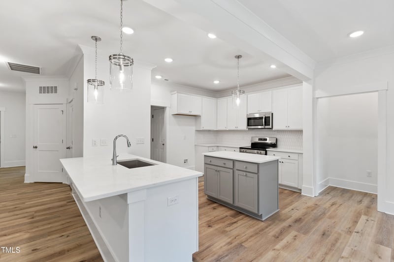 3011 Bourbon St, Sanford, NC 27332