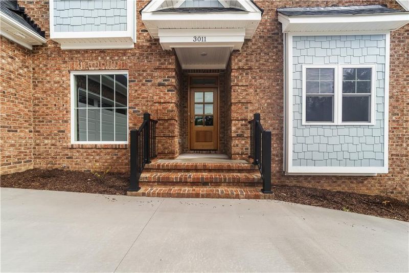 3011 Heritage Ln, Burlington, NC 27215