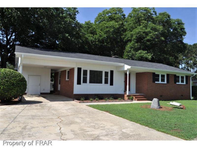 3011 Wicker St, Sanford, NC 27330