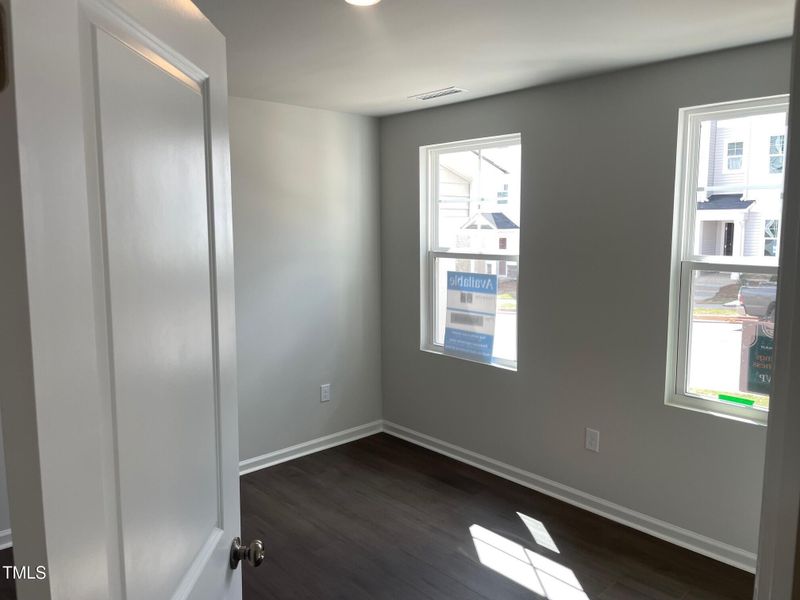 3012 Honeymyrtle Ln, Durham, NC 27703
