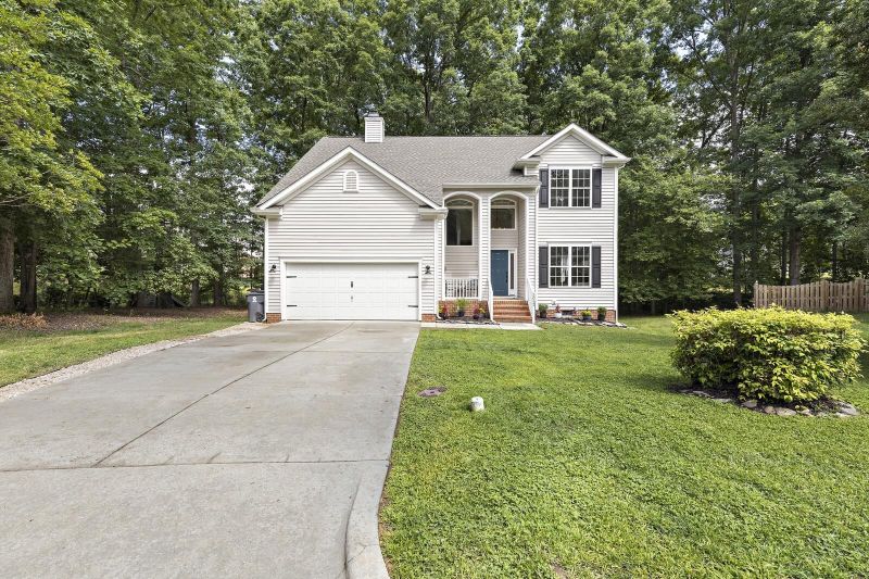 3012 Jehon Ct, Apex, NC 27502