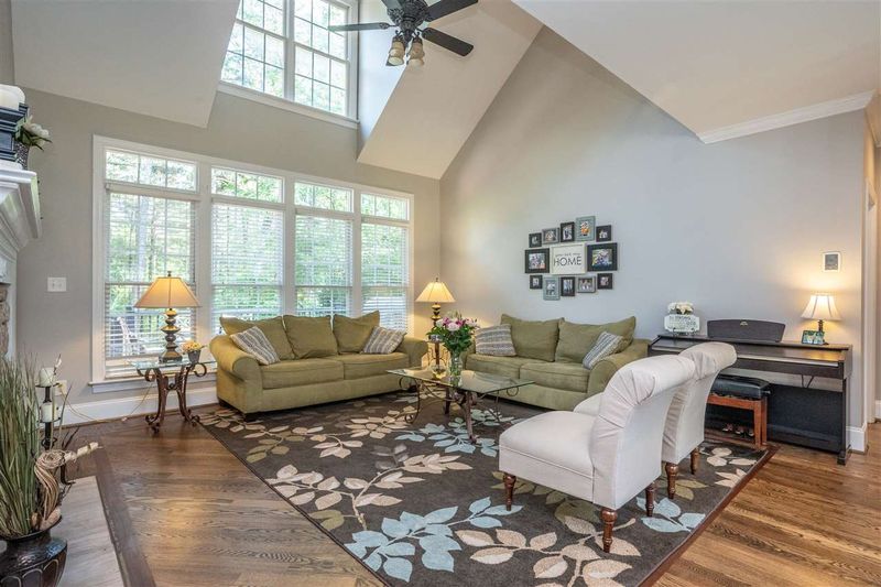 3012 Slippery Creek Dr, Raleigh, NC 27616