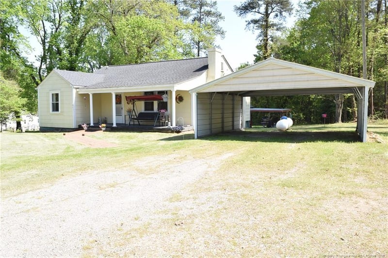 3013 Carbonton Rd, Sanford, NC 27330