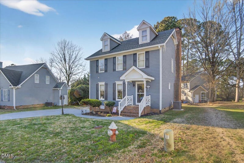 3013 Chippendale Rd, Raleigh, NC 27604