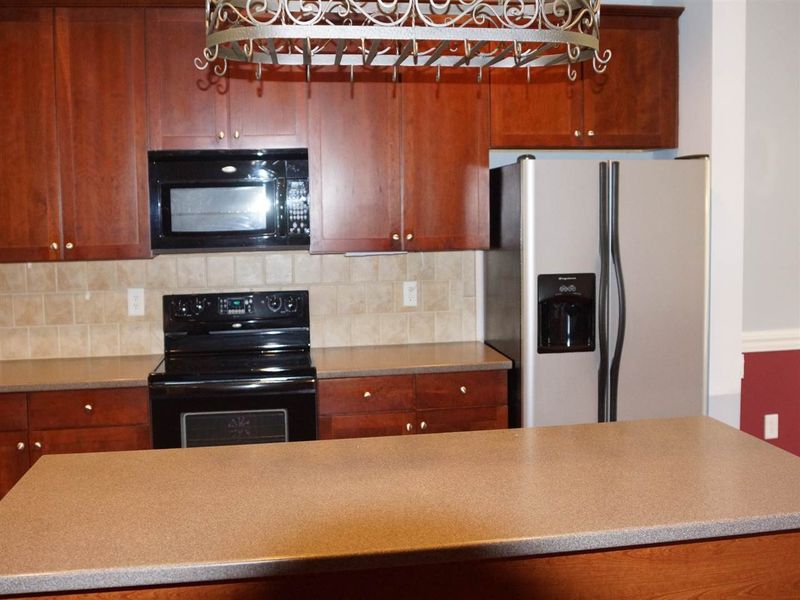 3013 Freeport Dr, Cary, NC 27519